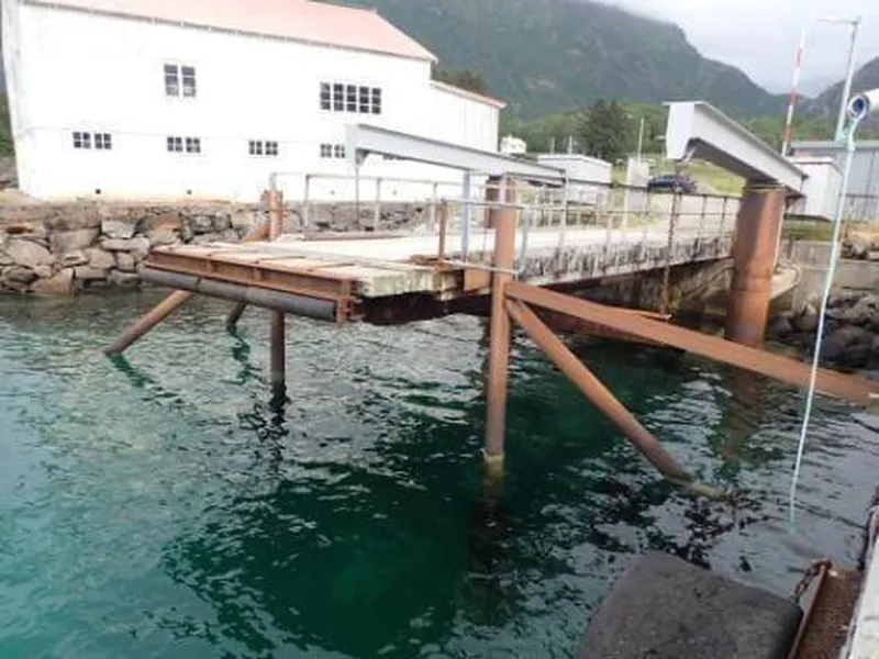 Fv. 7640 Lonkan ferjekai i Hadsel