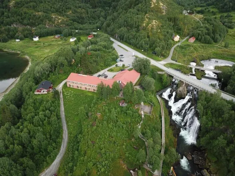 Kobbelv vertshus sett fra lufta. Foto: Statens vegvesen.