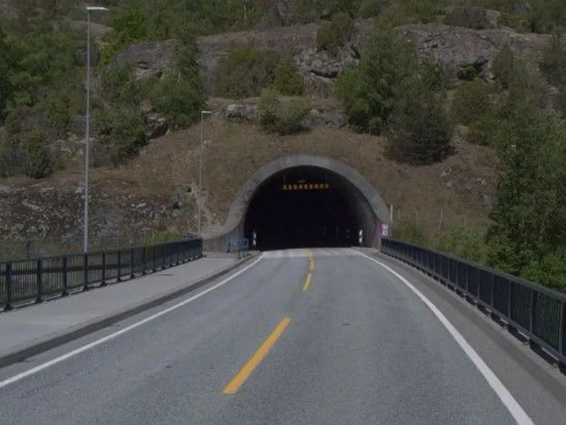 Rv. 5 Fodnestunnelen.