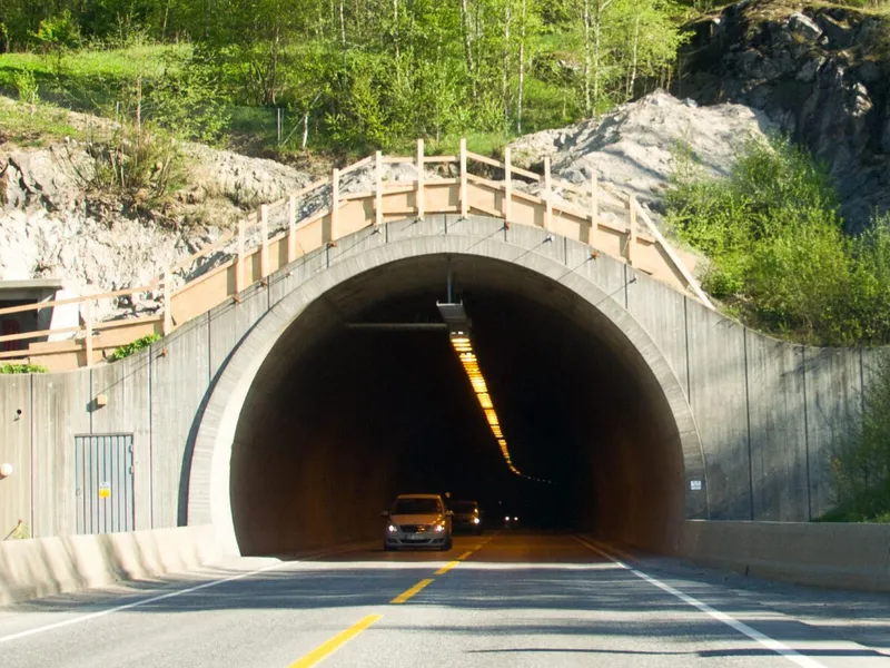 Vabakkentunnelen på riksvei 36 i Porsgrunn skal oppgraderes. Arbeidene starter over påske.. Foto: Statens vegvesen.