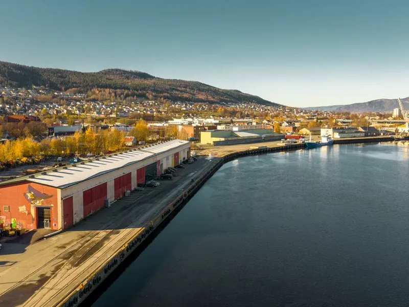 Dette havneområdet, Tangenkaia, skal transformeres til en ny bydel.