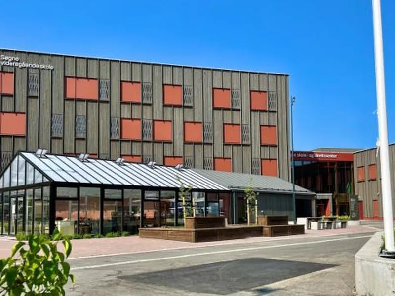 Bilde av Søgne skole- og idrettssenter. 