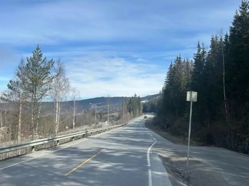 Oppdraget omfatter prosjektering og bygging av en cirka to kilometer lang gang- og sykkelvei i Øyer kommune.. Foto: Nye Veier