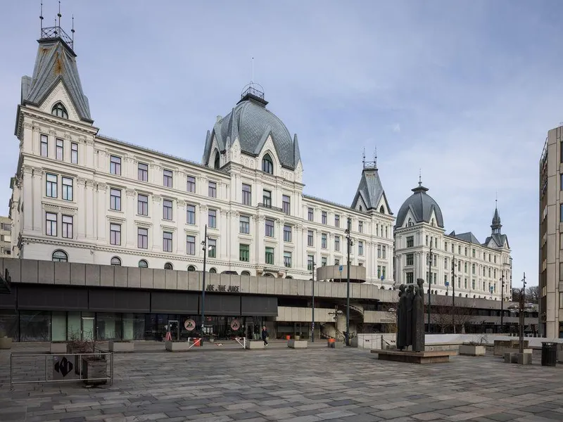 Bilde av Victoria terrasse, sett fra Vika terrasse.
