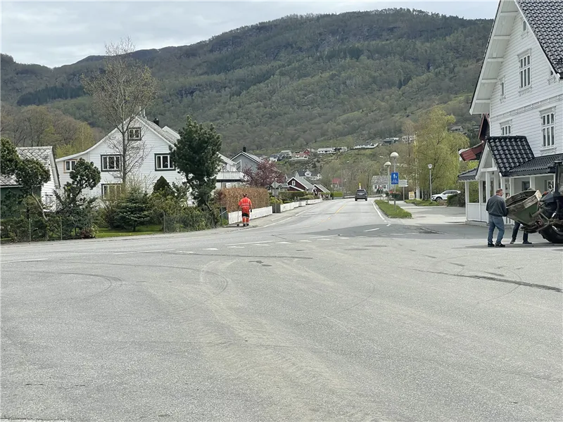 sentrum før miljøgate blei bygd - Klikk for stort bilde