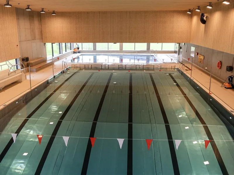 Badeanlegget i Vindafjordhallen - Klikk for stort bilete