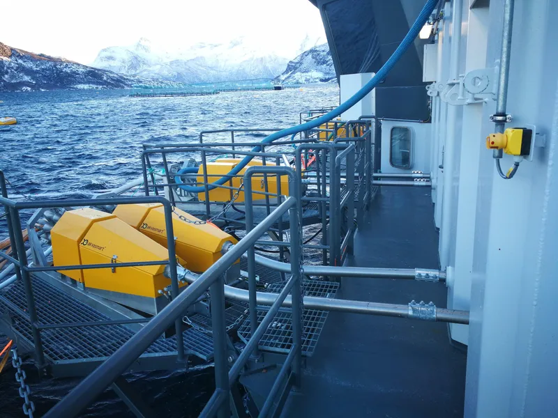 The feed barge will be delivered with Akvasmart feeding system