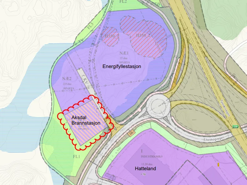 Kartutsnitt som viser plassering av Aksdal brannstasjon - Klikk for stort bilde
